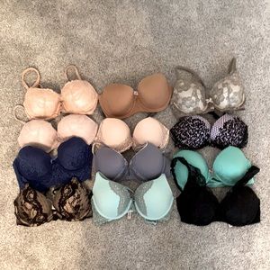 VICTORIA SECRET 12 BRA LOT
